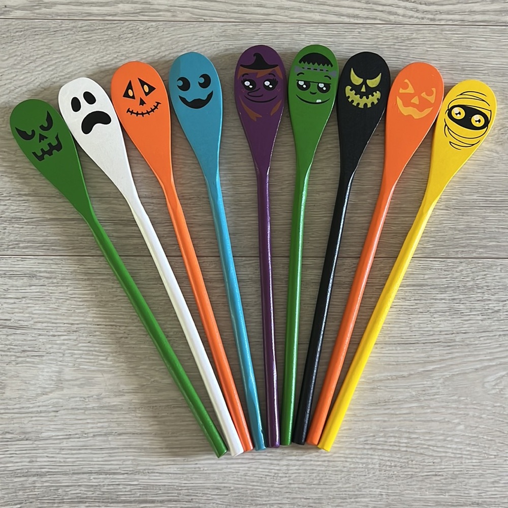 Classic Halloween 🎃 Colored Wood Spoons with Faces